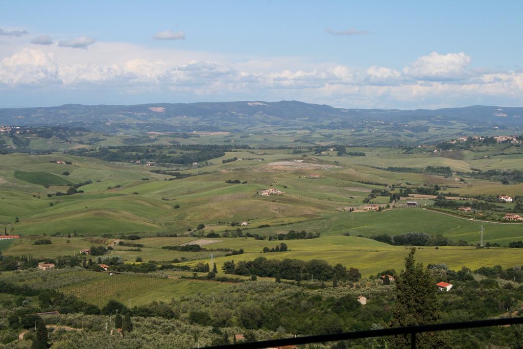 Villa La Terrazza à Chianni Extérieur photo